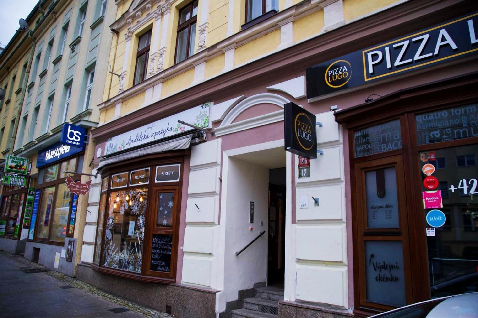 Family Apartment Kv Karlovy Vary Esterno foto